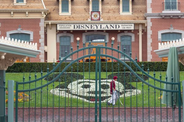 Disney Legend Whose Family Sold Anaheim Property to Walt Disney Dies at 85 – NBC Los Angeles