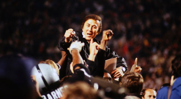 Groundbreaking NFL Player and Coach Tom Flores Voted Into Hall of Fame – NBC Los Angeles