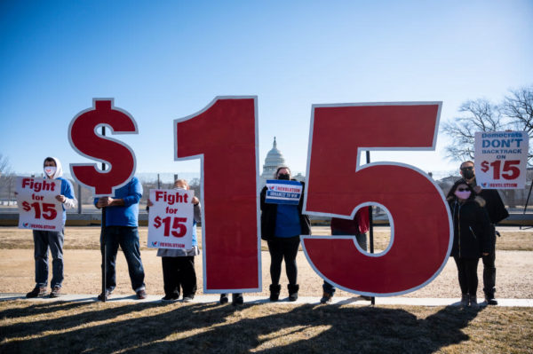 $7.25 minimum wage doesn’t help families pay all the bills in any state