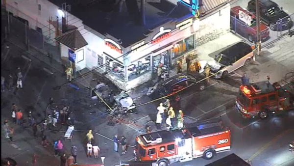 Two Dead, Multiple People Injured in Crash at North Hollywood Liquor Store – NBC Los Angeles