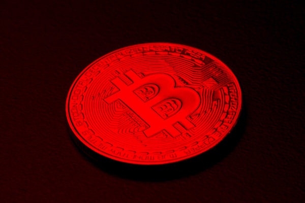 Bitcoin resumes selloff over weekend, briefly falls below $33,000