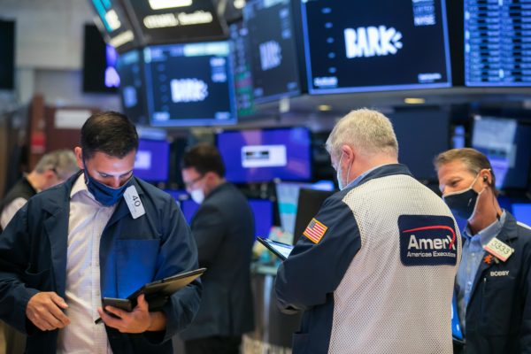 Stock futures flat after S&P 500 hits new high, despite rising inflation