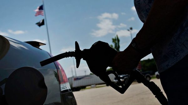 LA County Gas Price Rises To Highest Amount Since July 2015 – NBC Los Angeles