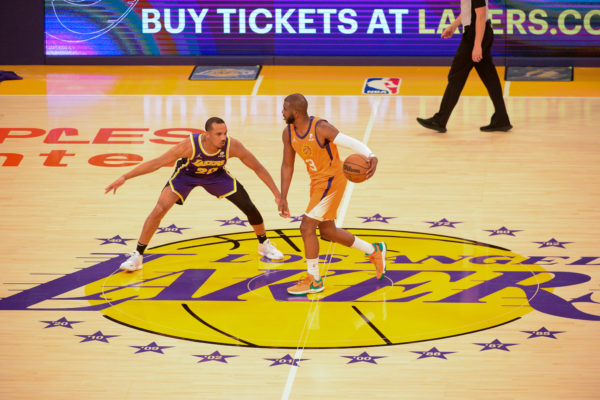 Chris Paul Hits Milestone, Leads Suns Past Shaky Lakers, 115-105 – NBC Los Angeles