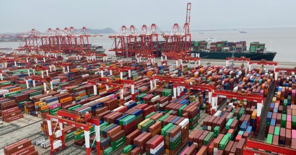U.S. Signals No Thaw in Trade Relations With China