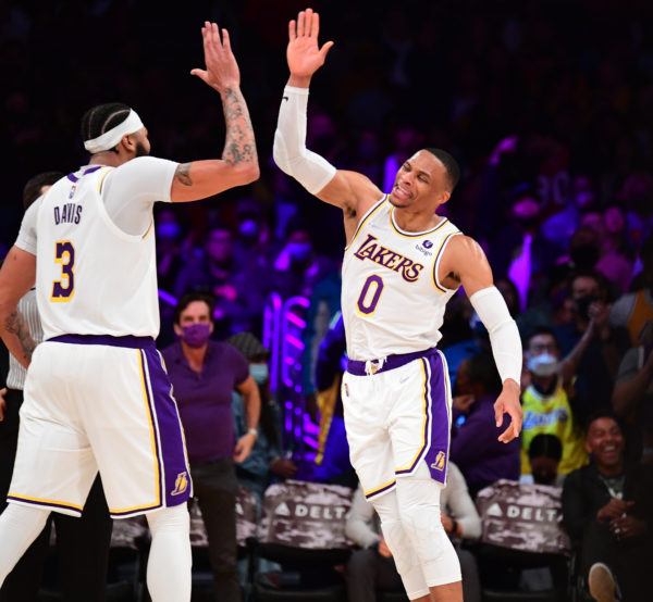 LeBron Has 33 Points, Lakers Beat Pistons in Calm Rematch – NBC Los Angeles