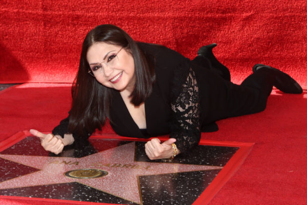 Singer Ana Gabriel’s Hollywood Walk of Fame Star Unveiled – NBC Los Angeles