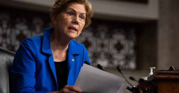 Senator Elizabeth Warren Presses Fed for More Information on Officials’ Trades