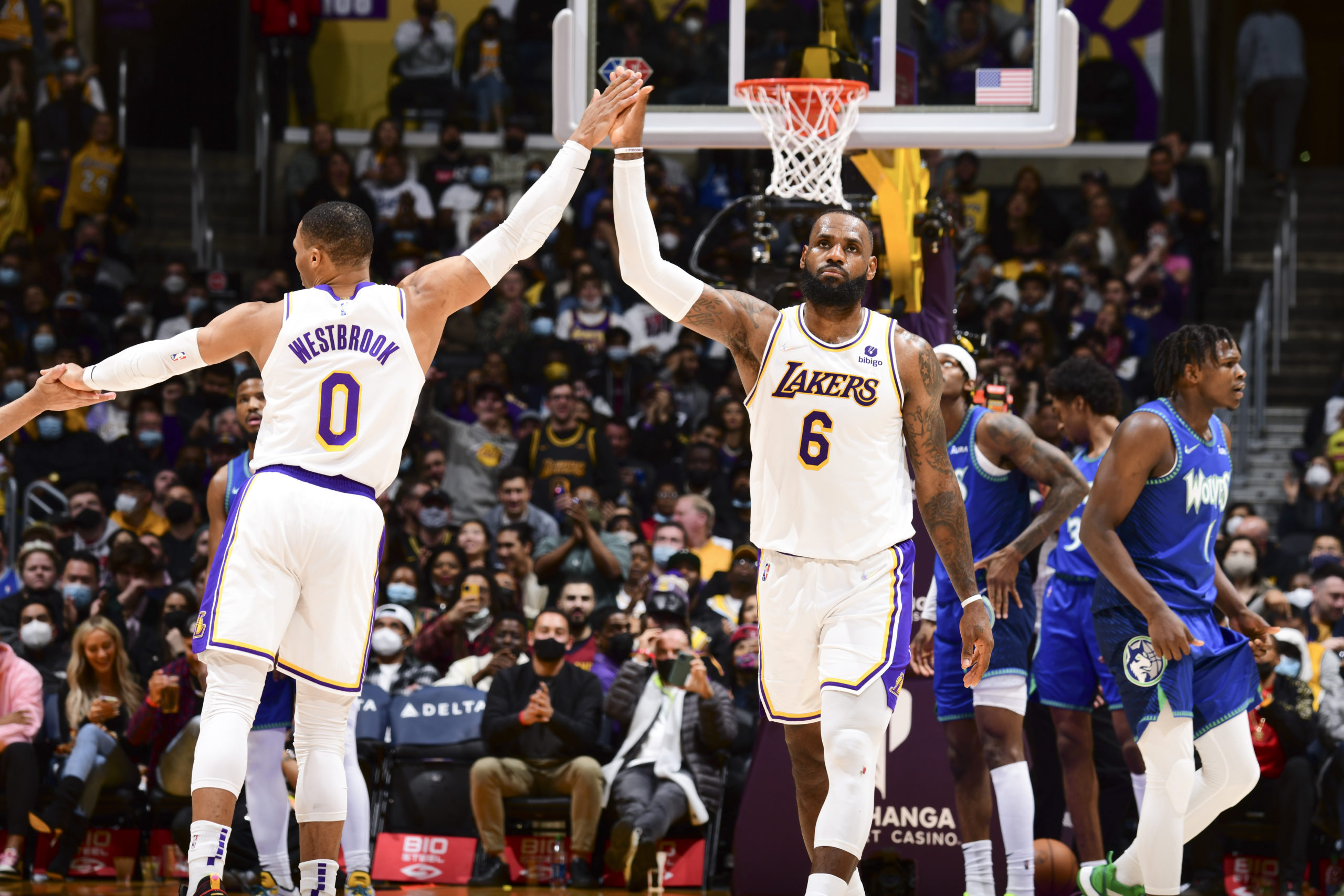 LeBron James Helps Lakers Edge Timberwolves 108-103 – NBC Los Angeles