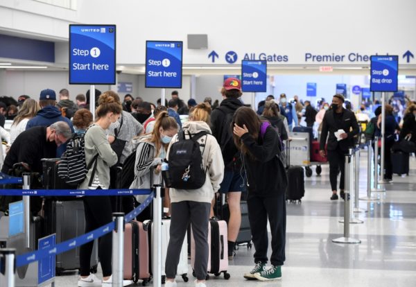 More than 100 flights already canceled Monday at LAX, John Wayne, Long Beach and Burbank – Daily News