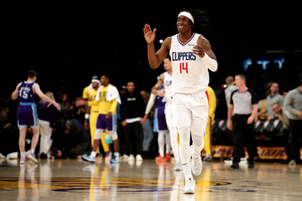 Lakers Late Collapse Gives Clippers 6th Straight Win Over Rivals 105-102 – NBC Los Angeles