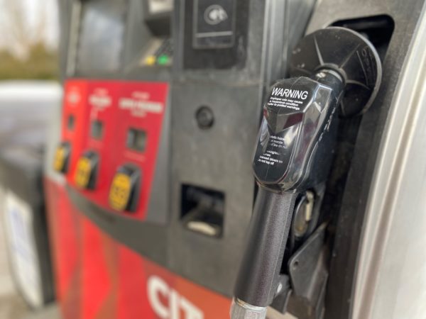 Average Gas Price in LA County Tops $5 – NBC Los Angeles