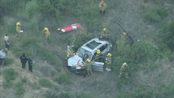 Vehicle Goes Over Griffith Park Cliff With Woman Inside – NBC Los Angeles