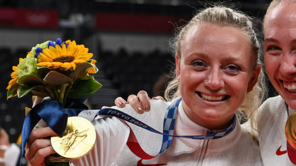Team USA Volleyball Player Jordyn Poulter’s Gold Medal Stolen – NBC Los Angeles