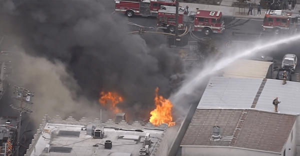Fire Burns in Commercial Building in North Hollywood – NBC Los Angeles