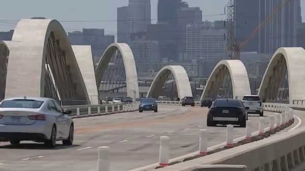 ‘I Love LA.’ Couple Gets Engaged on Sixth Street Bridge – NBC Los Angeles
