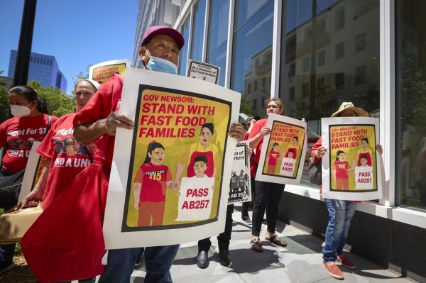 Fast food worker caravan coming to Orange County, pushing for AB 257 – Daily News