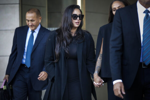 Verdict Reached in Vanessa Bryant Lawsuit Over Helicopter Crash Photos – NBC Los Angeles