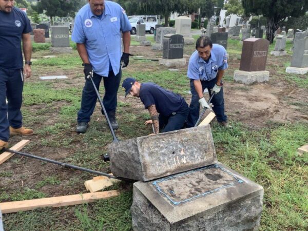 Headstones in a Long Beach Cemetery Were Vandalized – NBC Los Angeles