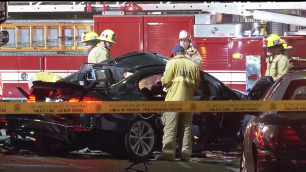 Two Dead, One Injured in Four-Car Crash in South LA – NBC Los Angeles