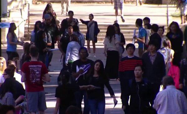College-Bound Young Adults Should Have These Important Conversations With Their Parents – NBC Los Angeles