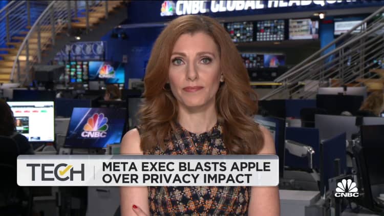 Meta shares fall to lowest level since March 2020 on cost-cutting plan