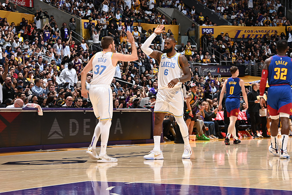 LeBron James Helps Lakers Win For First Time This Season 121-110 Over Nuggets – NBC Los Angeles