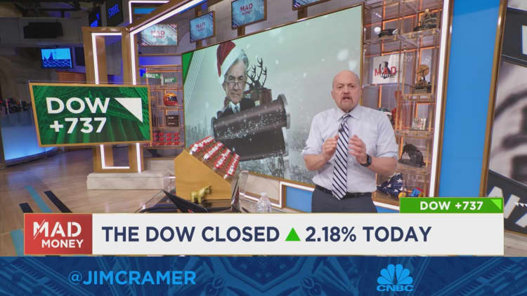 Cramer on Fed Chair Jay Powell's signaling that the central bank could slow its pace of rate hikes