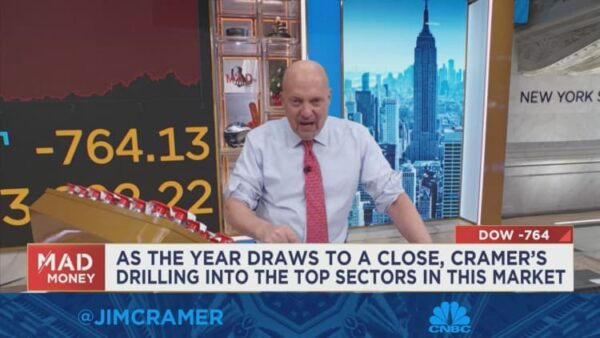 Jim Cramer recommends these 5 health care stocks in 2023
