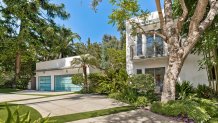Bob Saget’s Greenery-Rich LA Home Sold Off-Market for $5.4M – NBC Los Angeles