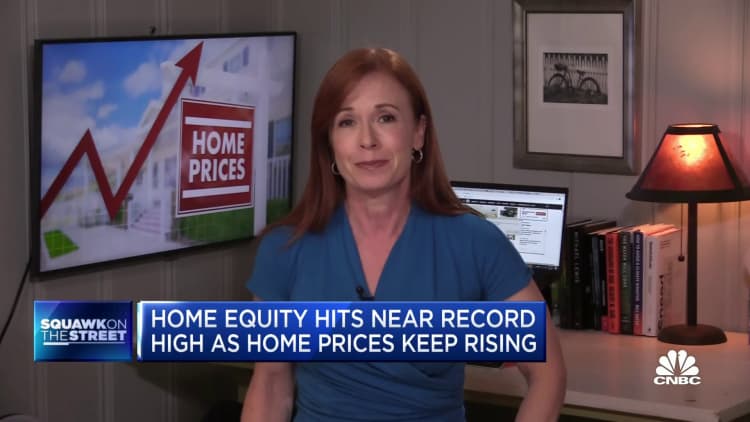 Home equity hits near record high as house prices keep rising