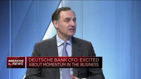 Deutsche Bank smashes profit estimates and boosts shareholder returns