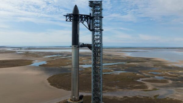 SpaceX Starship rocket flies milestone third test flight
