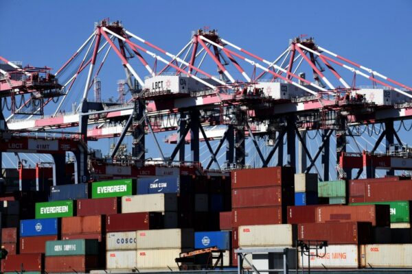Green and Digital Shipping Corridor for Ports of LA, Long Beach and Singapore could create 700 jobs – Daily News